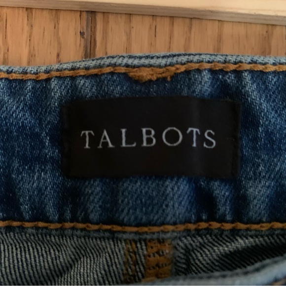 TALBOTS Everyday Relaxed Jeans women's Blue Jeans size 10 ankle length NWT - Picture 11 of 16